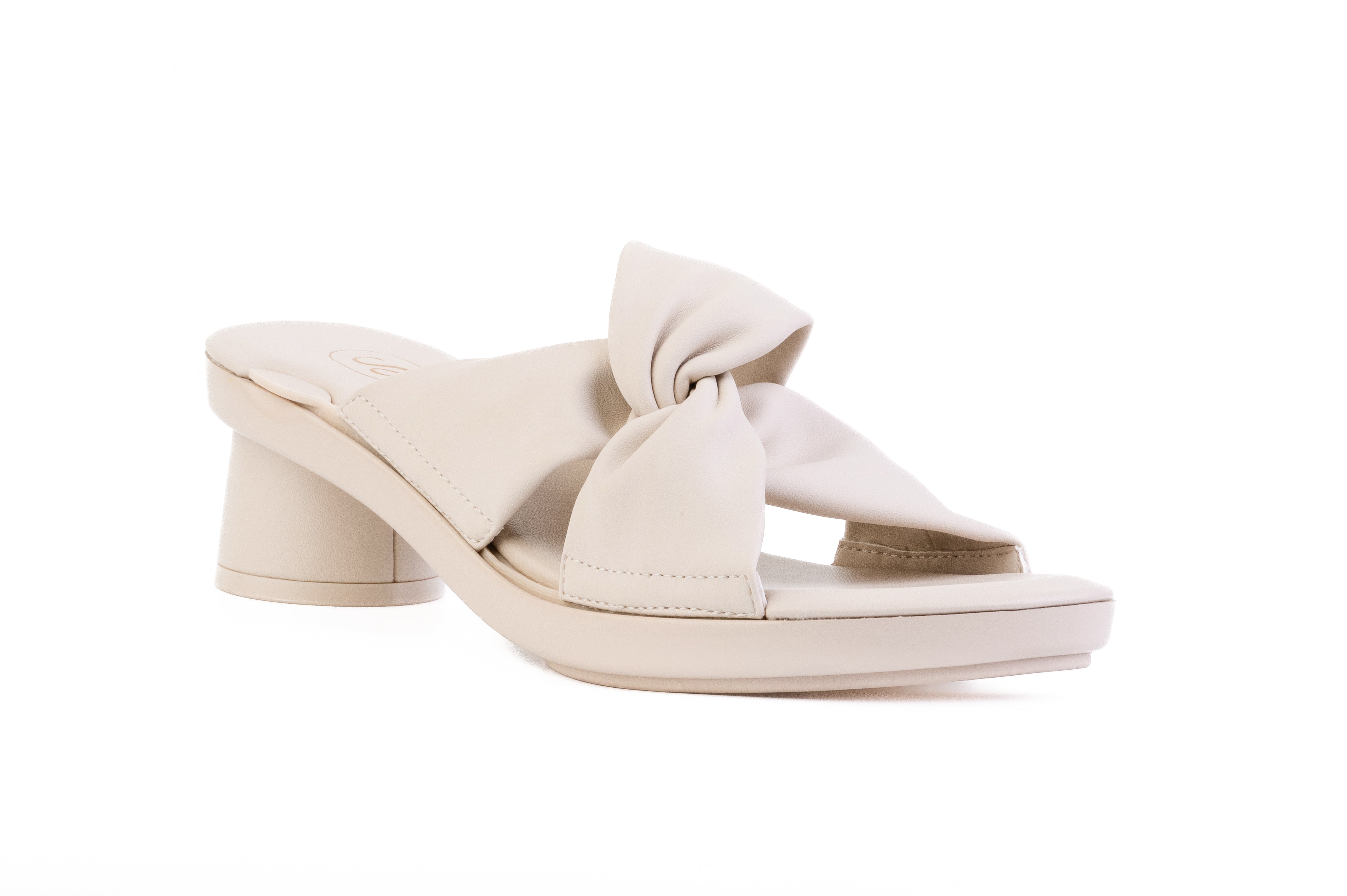 Tania Knot Comfort Top